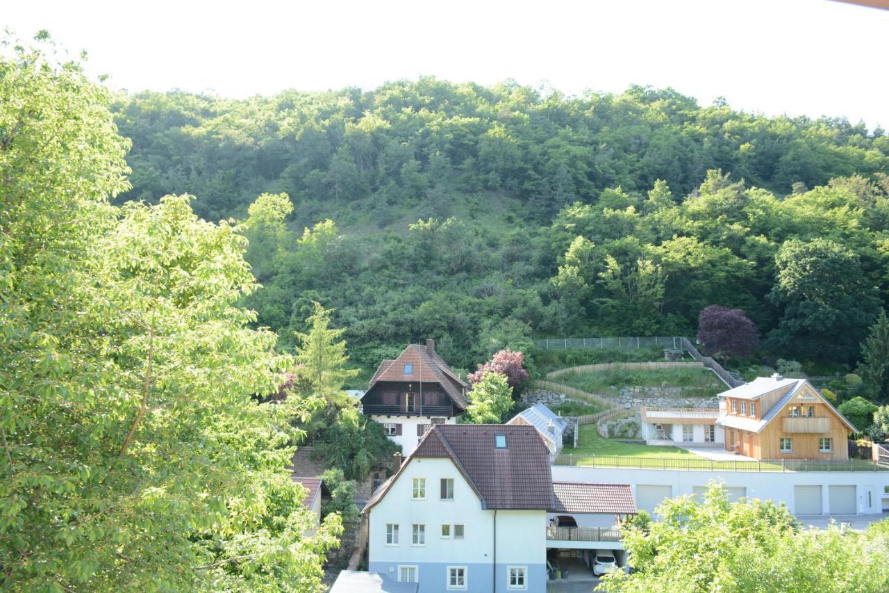 Gaestehaus Coco Krems an der Donau Exterior photo